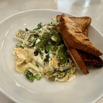 Milkweed - Vegetarian Egg White Scramble with gluten free toast. - Coffee & Tea Near Me - Dorchester, Massachusetts