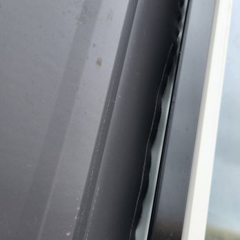 Miner Pole Buildings - a crack in the side of a window - General Contractors Near Me - Hubbard, Oregon Miner Pole Buildings - a crack in the side of a window - General Contractors Near Me - Hubbard, Oregon