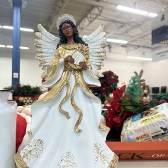 Goodwill Thrift Store & Donation Center - Briargrove - Thrift Stores Near Me - Houston, Texas Goodwill Thrift Store & Donation Center - Briargrove - Thrift Stores Near Me - Houston, Texas