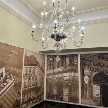 Café Louvre - Cafes Near Me - Prague, Puerto Rico