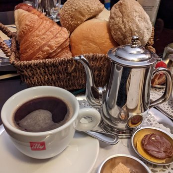 Carpe Diem - Coffee and pastries - Bakeries Near Me - Bruges, VWV