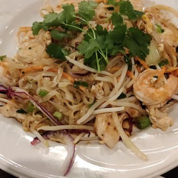 Saigon District - Pad thai - Vietnamese Near Me - Huntington Beach, California Saigon District - Pad thai - Vietnamese Near Me - Huntington Beach, California