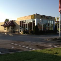 McDonald's - Right off interstate 24
