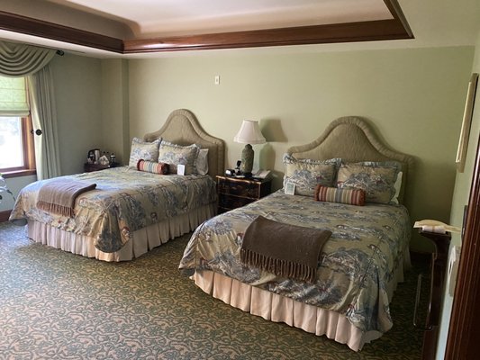 The Rose Hotel by null