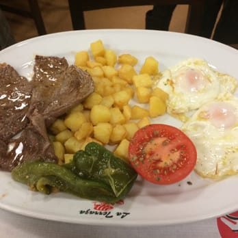 La Terraza - Plato combinado de bistec - Catalan Near Me - Cornella de Llobregat, B La Terraza - Plato combinado de bistec - Catalan Near Me - Cornella de Llobregat, B