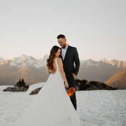 Alterations by Anna - Elopement