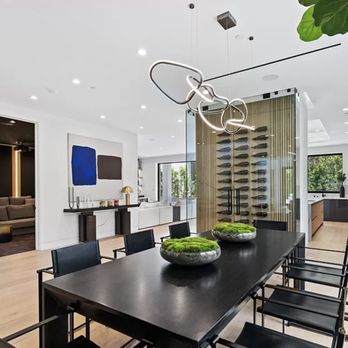 Veneto Luce - Modern Chandelier Install - Lighting Fixtures & Equipment Near Me - West Hollywood, California Veneto Luce - Modern Chandelier Install - Lighting Fixtures & Equipment Near Me - West Hollywood, California