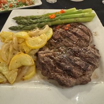 Wiregrass Southern Bistro - Steak with squash and onions and asparagus. - Southern Near Me - Quitman, Georgia Wiregrass Southern Bistro - Steak with squash and onions and asparagus. - Southern Near Me - Quitman, Georgia