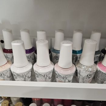 De Colores Nail Bar - Nail Salons Near Me - Fullerton, California