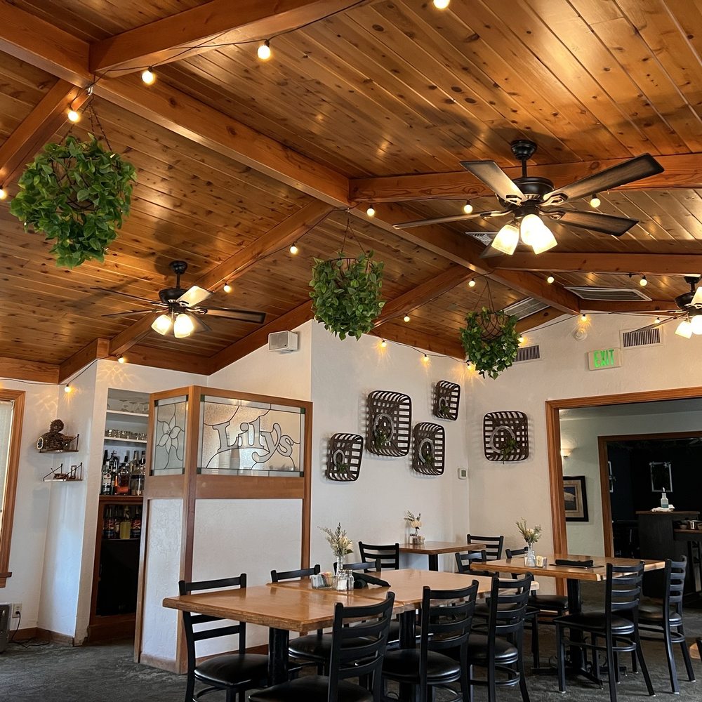 Lilys - Charming interior - great ambiance! - New American Near Me - Mount Shasta, California Lilys - Charming interior - great ambiance! - New American Near Me - Mount Shasta, California