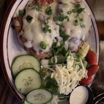 Kodiax Barn & Grill - Smothered Chicken - American Near Me - Charleroi, Pennsylvania