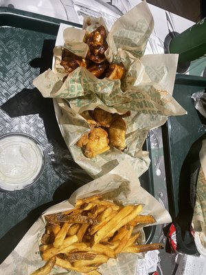 Wingstop by null