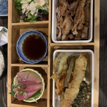 Bento Peak - Bento 3 Items - Chicken Teriyaki, Hamachi Sashimi, Mix Tempura - Japanese Near Me - San Francisco, California