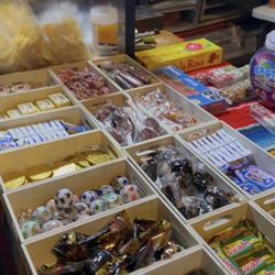 Elotes Asados Don Martin - Dulces y papitas fritas