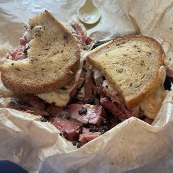 Dingfelder's Delicatessen - Delis Near Me - Seattle, Washington