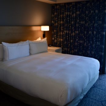 DoubleTree Suites by Hilton Hotel Melbourne Beach Oceanfront - Bedroom - Hotels Near Me - Melbourne, Florida DoubleTree Suites by Hilton Hotel Melbourne Beach Oceanfront - Bedroom - Hotels Near Me - Melbourne, Florida