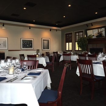 Severn Inn - The dining room set for dinner service. - Seafood Near Me - Annapolis, Maryland