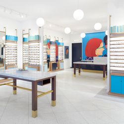 Warby Parker Shops at Farmington Valley