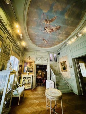 Museum Mayer van den Bergh by null