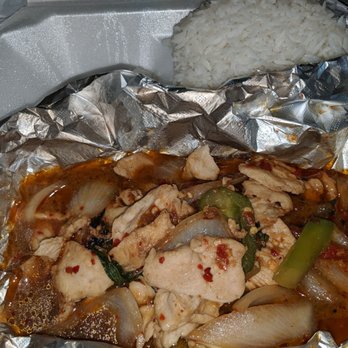 Tham Rab Thai - ka prow (basil) + chicken - Thai Near Me - Killeen, Texas