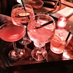 Henry's Bar