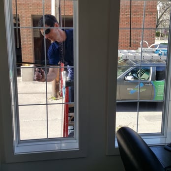 Bristol Window Cleaning - Window Washing Near Me