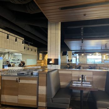 J. Alexander’s San Antonio La Cantera - New American Near Me - San Antonio, Texas