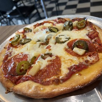 La Piazza Pizza - Thin crust w pepperoni, pineapple and jalapeños bc I like it sweet and spicy! - Pizza Near Me - Parker, Arizona