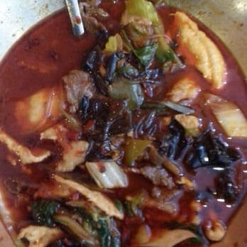 Peter Chang - Hot and numbing hot pot with fish beef shrimp wood ear mushrooms and live!! - Chinese Near Me - Williamsburg, Virginia Peter Chang - Hot and numbing hot pot with fish beef shrimp wood ear mushrooms and live!! - Chinese Near Me - Williamsburg, Virginia