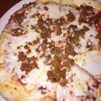 Red Rock Brewery - Disgusting sausage pizza. It belongs in the trash. - American Near Me - Murray, Utah Red Rock Brewery - Disgusting sausage pizza. It belongs in the trash. - American Near Me - Murray, Utah