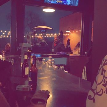 Llywelyn's Pub - Outdoor Bar - Irish Near Me - St. Charles, Missouri