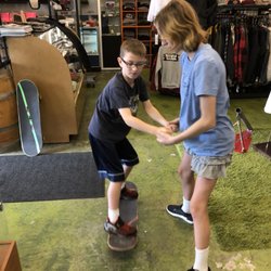 Boardgarden - Kids trying out the boards