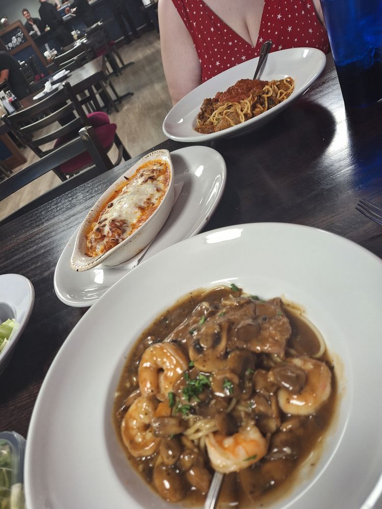 Food from Joe's Italian Restaurant
