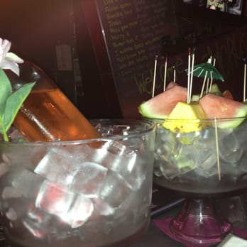 Chorus Karaoke - Complimentary fruit (ripe & delish!) - Karaoke Near Me - New York, New York