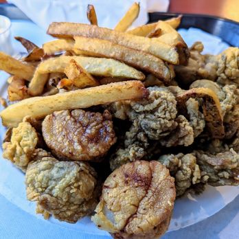 The Clam Box - Seafood plate (3-way)....Fried Whole Belly Clams, Fried Oysters & Fried Scallops w.French Fries  and Coleslaw $31.99 - Seafood Near Me - Quincy, Massachusetts