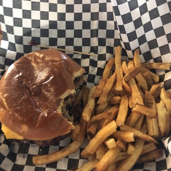 Buffalo Grill - Classic cheeseburger and fries - Barbeque Near Me - Hugo, Oklahoma