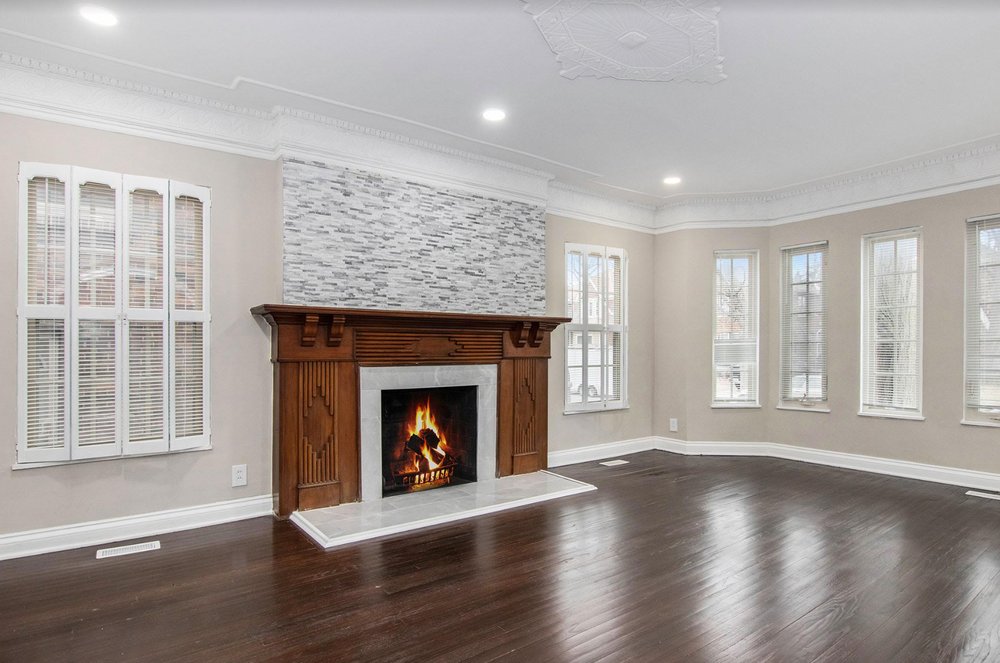 Slide of Detroit Advantage