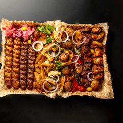 A&V Grill Kitchen - Grilled meat package for 4 people(chicken shish,beef shish,2 chicken Lula,2 beef Lula,grilled vegetables,potato,pickles)