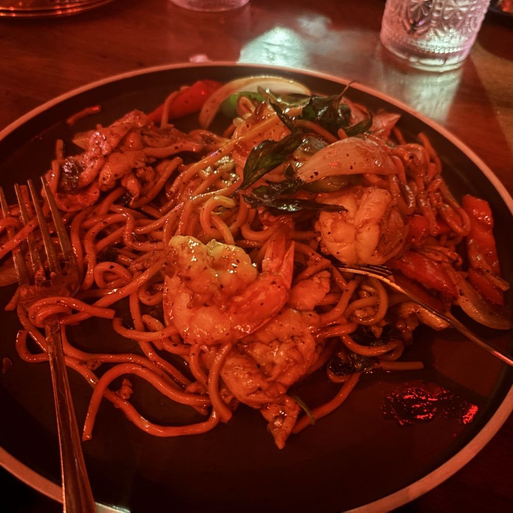 Tiki Thai - Lo Mien Noodle - Thai Near Me - Atlanta, Georgia Tiki Thai - Lo Mien Noodle - Thai Near Me - Atlanta, Georgia