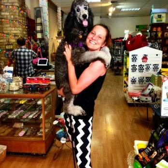 Follow Your Nose - Groomer Kira @Zoey =BFF - Pet Stores Near Me - Evanston, Illinois