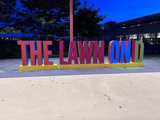 the Lawn on D by null