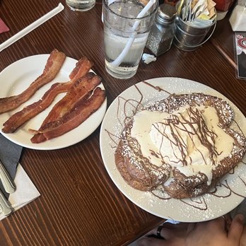 The Griddle Cafe - Breakfast & Brunch Near Me - Los Angeles, California The Griddle Cafe - Breakfast & Brunch Near Me - Los Angeles, California