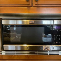 Airport Home Appliance Product Distribution Center - Microwave that we replace