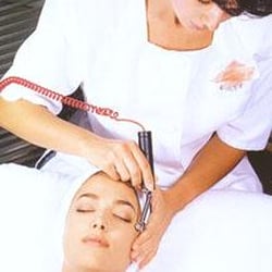 Gooding Skin Systems - 20 % off of your first Hydradermie treatment