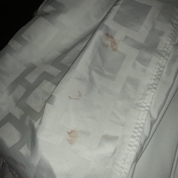 Candlewood Suites Flowood - Dirty comforter - Hotels Near Me - Flowood, Mississippi Candlewood Suites Flowood - Dirty comforter - Hotels Near Me - Flowood, Mississippi