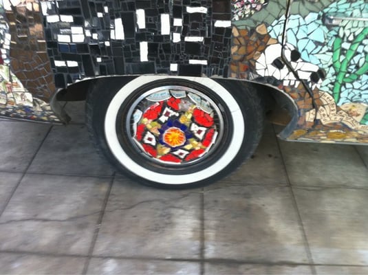 Art Car Museum by null