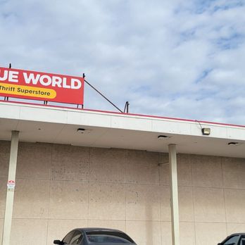 Value World - Front of thrift store - Department Stores Near Me - Houston, Texas