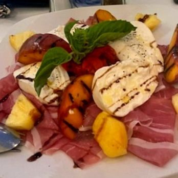 La Perla Di Pompano - Burrata and Prosciutto with grilled pineapple and peaches. Outrageous! - Italian Near Me - Pompano Beach, Florida