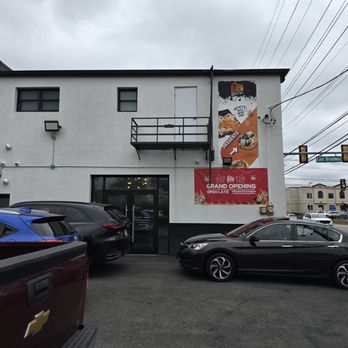 Blazin Chicken & Gyro - Outside - Halal Near Me - Hackensack, New Jersey