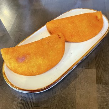 Los Chamos Clt - Chicken empeñadas (x2) gluten free - Venezuelan Near Me - Charlotte, North Carolina